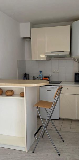 Appartement Suresnes 1 pièce(s) - Photo 2