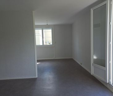 Location Appartement 5 pièces 75 m² La Châtre - Photo 4