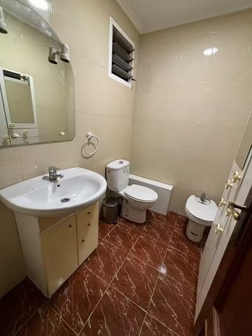 Carrer Campoamor, Valencia, Valencian Community 46021 - Photo 3