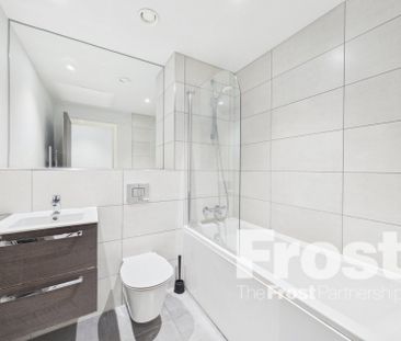 Petersfield Avenue, Slough, Berkshire,SL2 - Photo 5