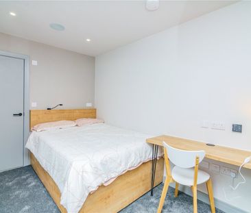 30 Malvern Road, Huddersfield, HD4 - Photo 1