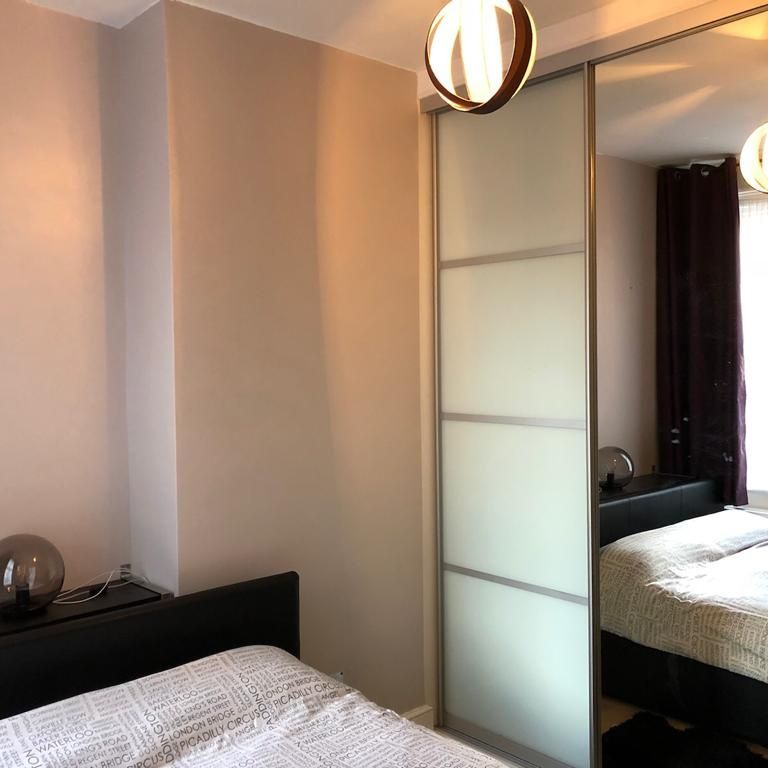 1 Bed Flat, Fortescue Road, SW19 - Photo 1