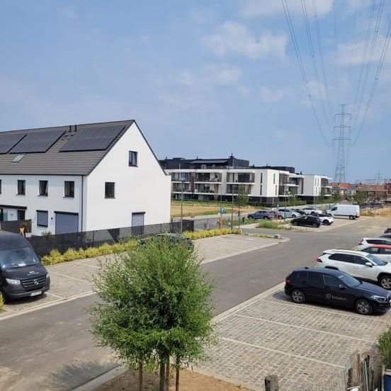 Appartement te huur - Photo 1