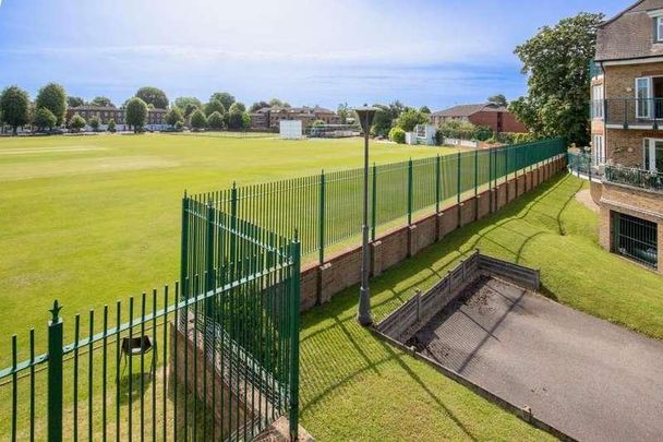 Warne Court, Enfield, EN1 - Photo 1