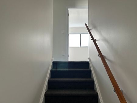 New Build 3 Bedroom + Study Home in Tawa! - Photo 3