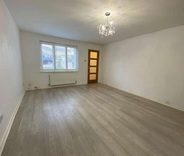 Murlande Way, Rhoose, Barry, CF62 - Photo 2