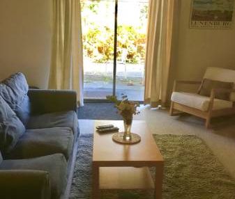 Spacious Bright Furnished 1Br Suite- Walk to Ferry! - Photo 2