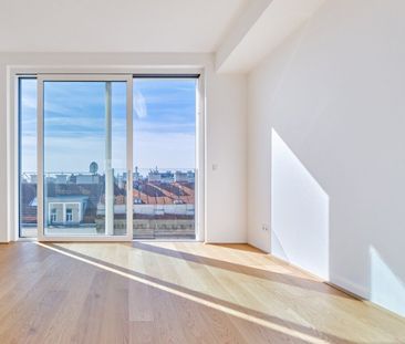 Familienwohnung in privatem Haus! Garagenplatz direkt im Haus! - Photo 4