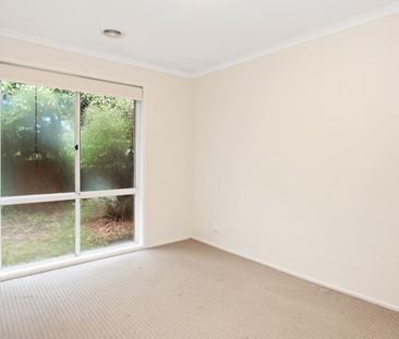 Neat Bruce Townhouse - Photo 5