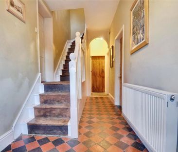 3 bedroom end of terrace house to rent - Photo 3