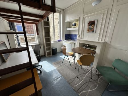 Location Appartement 1 pièce 20m² LILLE 59000 - Photo 2
