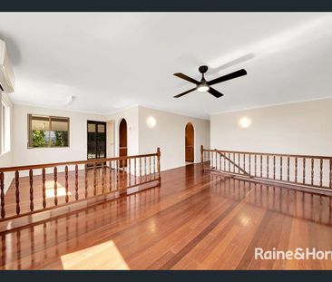 Well-Positioned Telina Home with Room to Move! - Photo 2