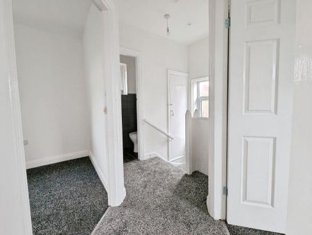 3 bedroom end of terrace house to rent - Photo 5