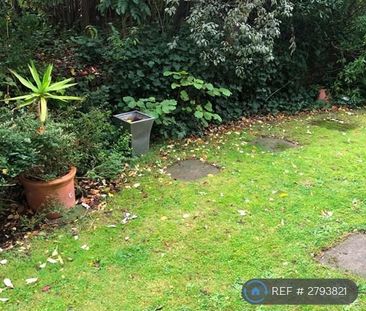 Studio to rent - Photo 6