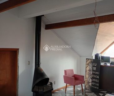 Casa com 3 quartos e 220m² para alugar em Harmonia, Canoas. - Foto 3