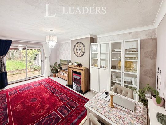 2 bedroom house to rent Jubilee Avenue, Clacton-on-Sea, CO16 - Photo 1