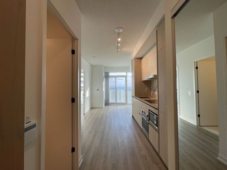For Lease - 8 Interchange Way Unit# 2910, Vaughan, Ontario - Photo 5