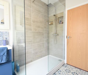 2 bedroom apartment to rent - Photo 4