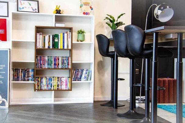 Studio to rent - Photo 1