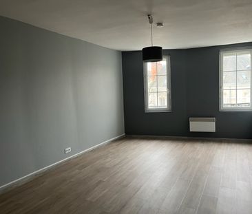 Location Appartement 1 pièce 31m² ANGERS 49100 - Photo 2