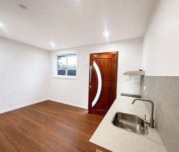 Brand New One Bedroom Granny Flat – Modern, Private & Convenient - Photo 6