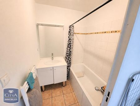 Location Appartement 2 pièces 56m² CAMBRAI 59400 - Photo 5