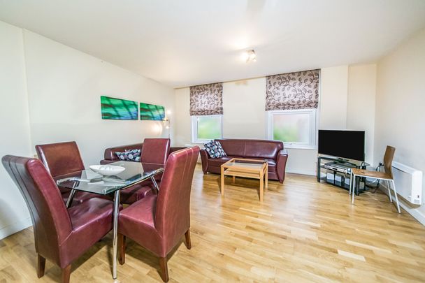 2 bedroom apartment to rent - Photo 1