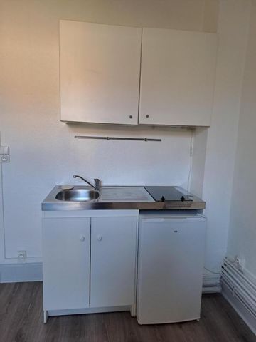 Appartement F1 proche centre ville - Photo 3