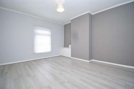 High Street, Normanton, WF6 - Photo 4