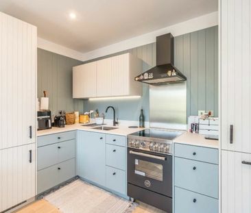 Ronalds Road, TW8, London - Photo 1