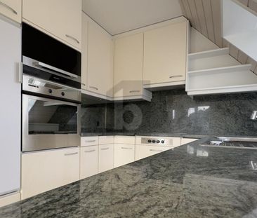 QUIET, LIGHT-FLOODED AND FULL OF CHARM - Photo 2