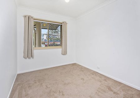 Seaside Manor - just a stones throw to Surf Beach! - Photo 5