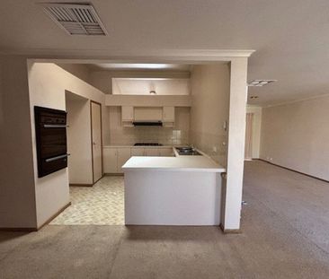 3 Bedroom Villa inside McKinnon School Zone - Photo 6