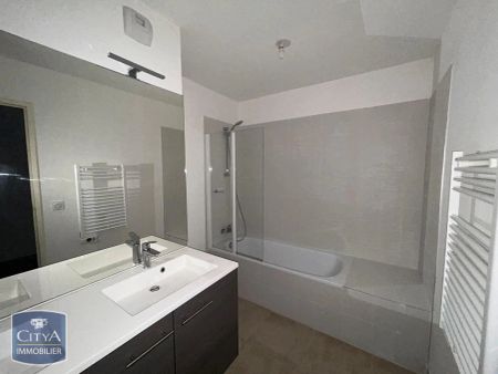 Appartement à louer 4 pièces 93.53m² - Photo 2