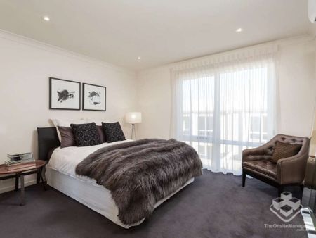 Modern Terrace Living in Prime Pimpama Location - Photo 2