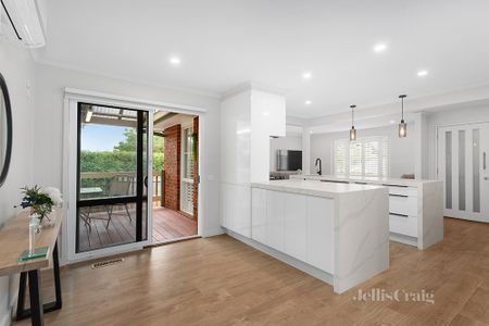 1/15 Charles Street, Greensborough - Photo 2