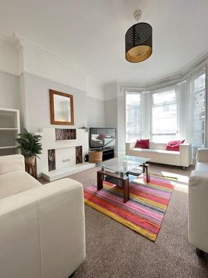 6 bedroom terraced house to rent - Photo 1