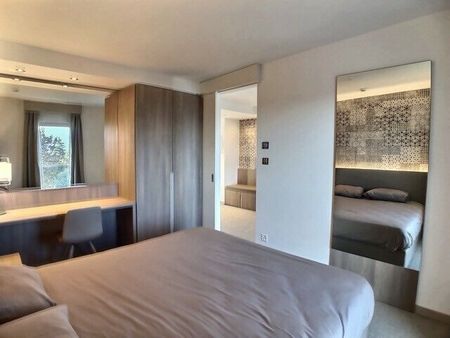 Magnificent 2-room apartment of new standing furnished near the lake - Photo 3