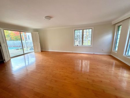 For Lease - 55 Glenbourne Park Drive, Markham, Ontario - Photo 2