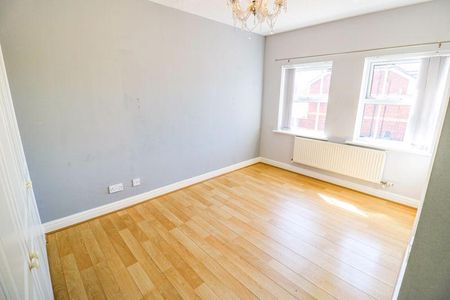 4 bedroom detached house to rent - Photo 5