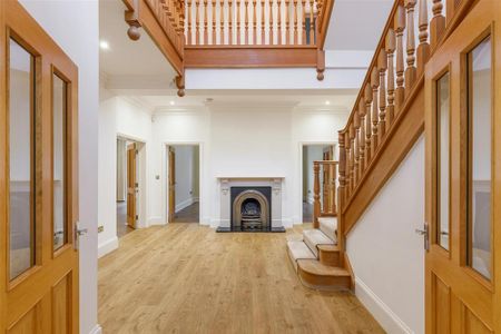 8 bedroom detached house to rent - Photo 5