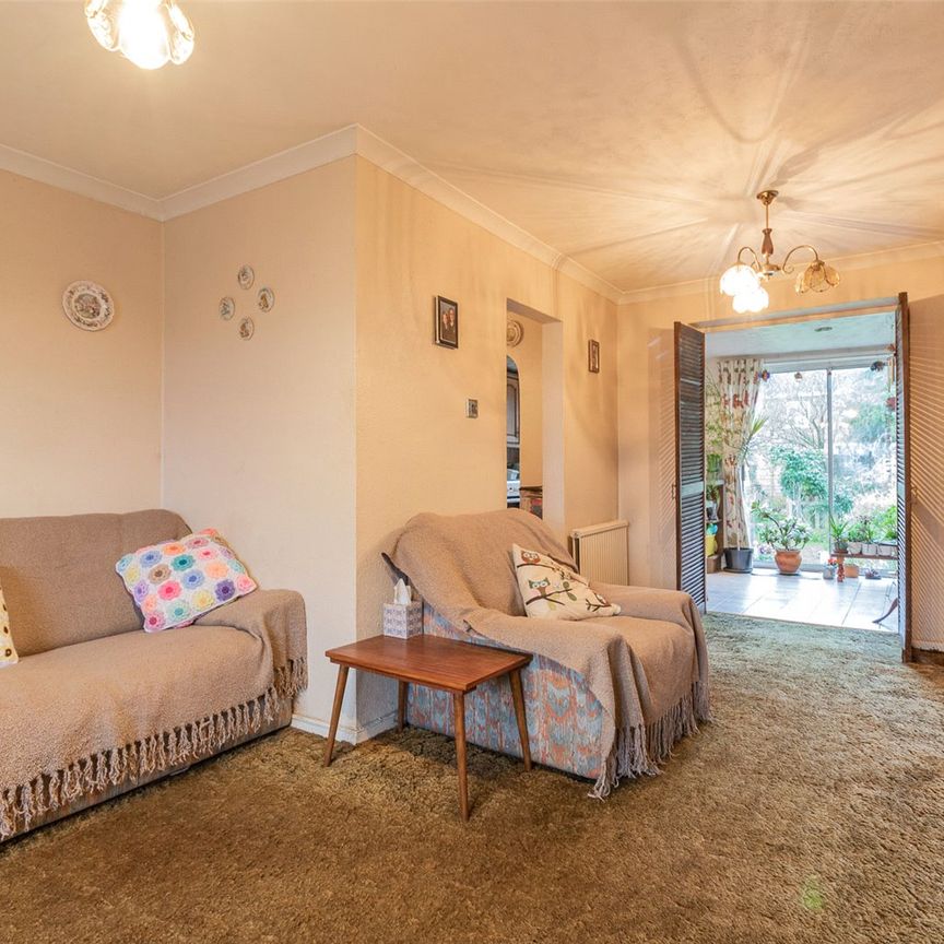 2 bedroom house to rent - Photo 1