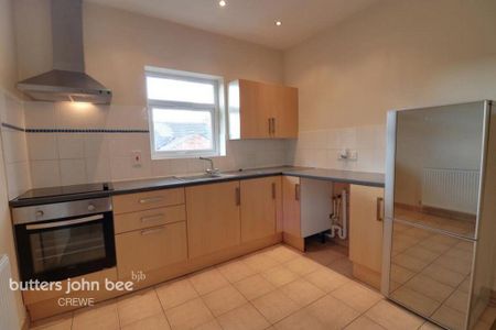 2 bedroom flat to rent - Photo 5