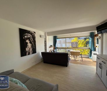 Location Appartement 1 pièce 24m² STE MAXIME 83120 - Photo 2