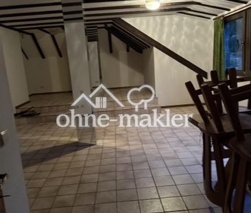 Lichtdurchflutete Wohnung in Zweifamilienhaus mit großem Balkon in ... - Foto 1