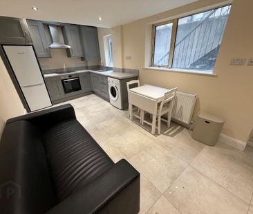 Flat 1, 51 Magdala Street, Belfast, BT7 1PU - Photo 6
