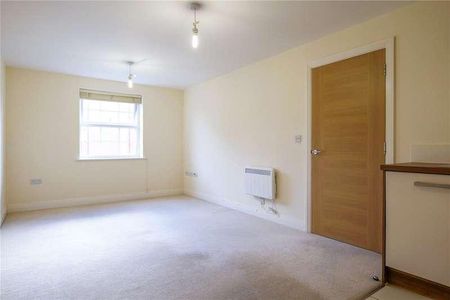 Ashville Way, Wokingham, Berkshire, RG41 - Photo 2