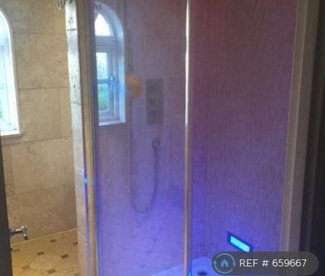 1 bedroom in a house share to rent - Photo 6