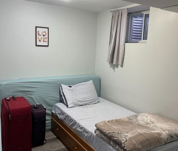 For Lease - 35 Wardenwood Drive, Brampton, Ontario - Photo 4