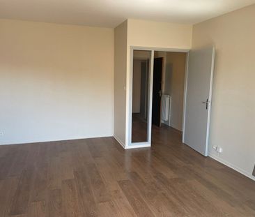 Location Appartement 2 pièces 54m² - Photo 5
